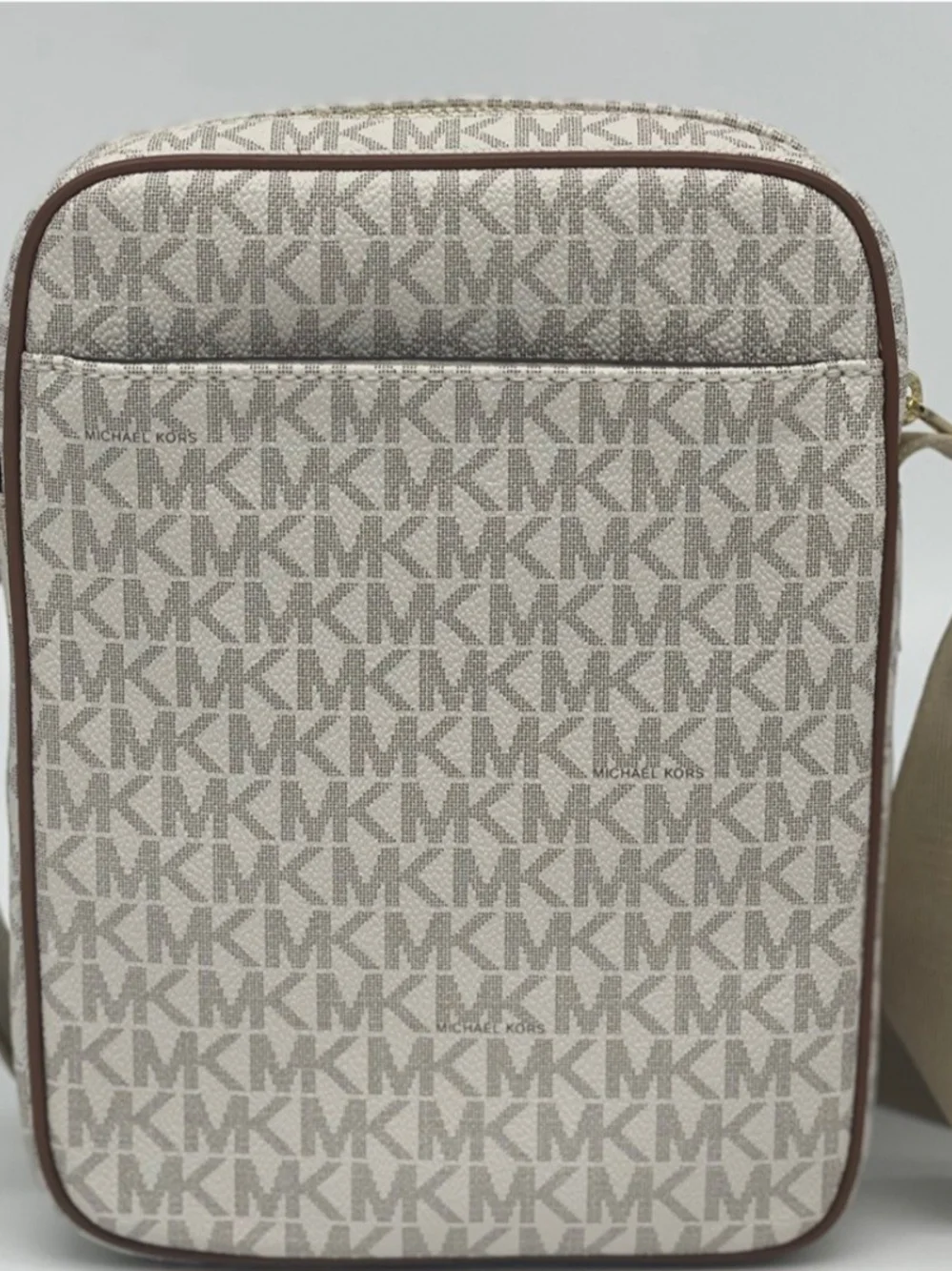 NWT Michael Kors Vanilla JetSet Travel Logo Crossbody Bag